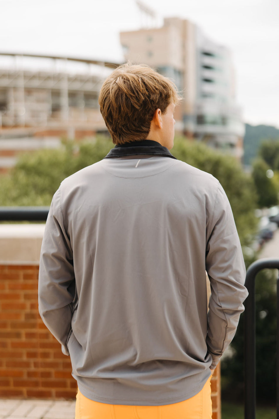 UT Camo Contrast Performance Quarter Zip Smoke Gray