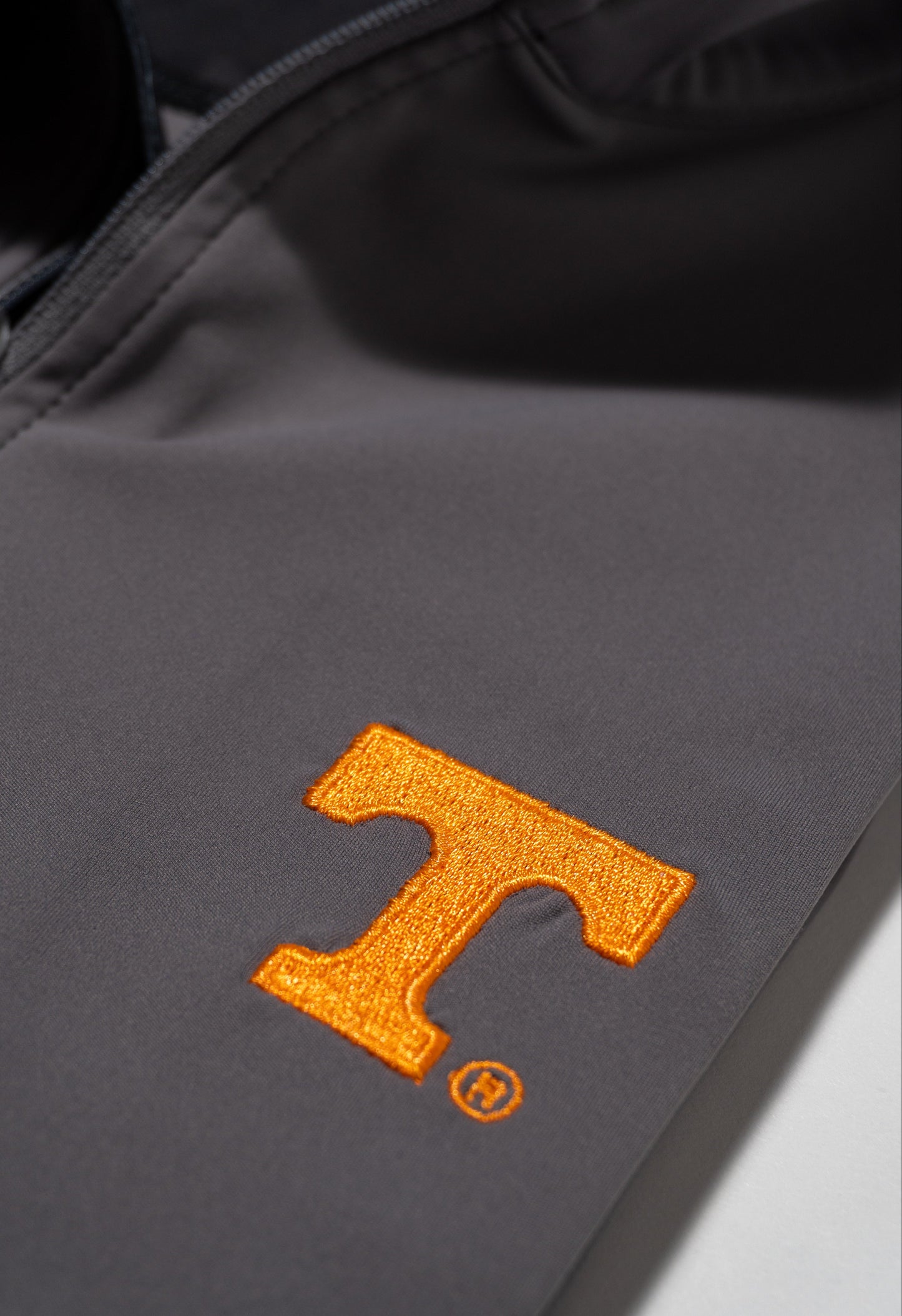 UT Camo Contrast Performance Quarter Zip Smoke Gray