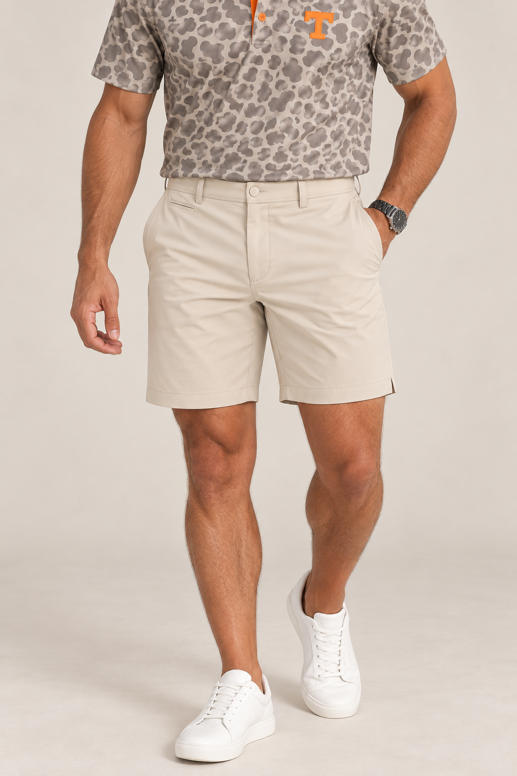 The George Hybrid Short 7" Sand