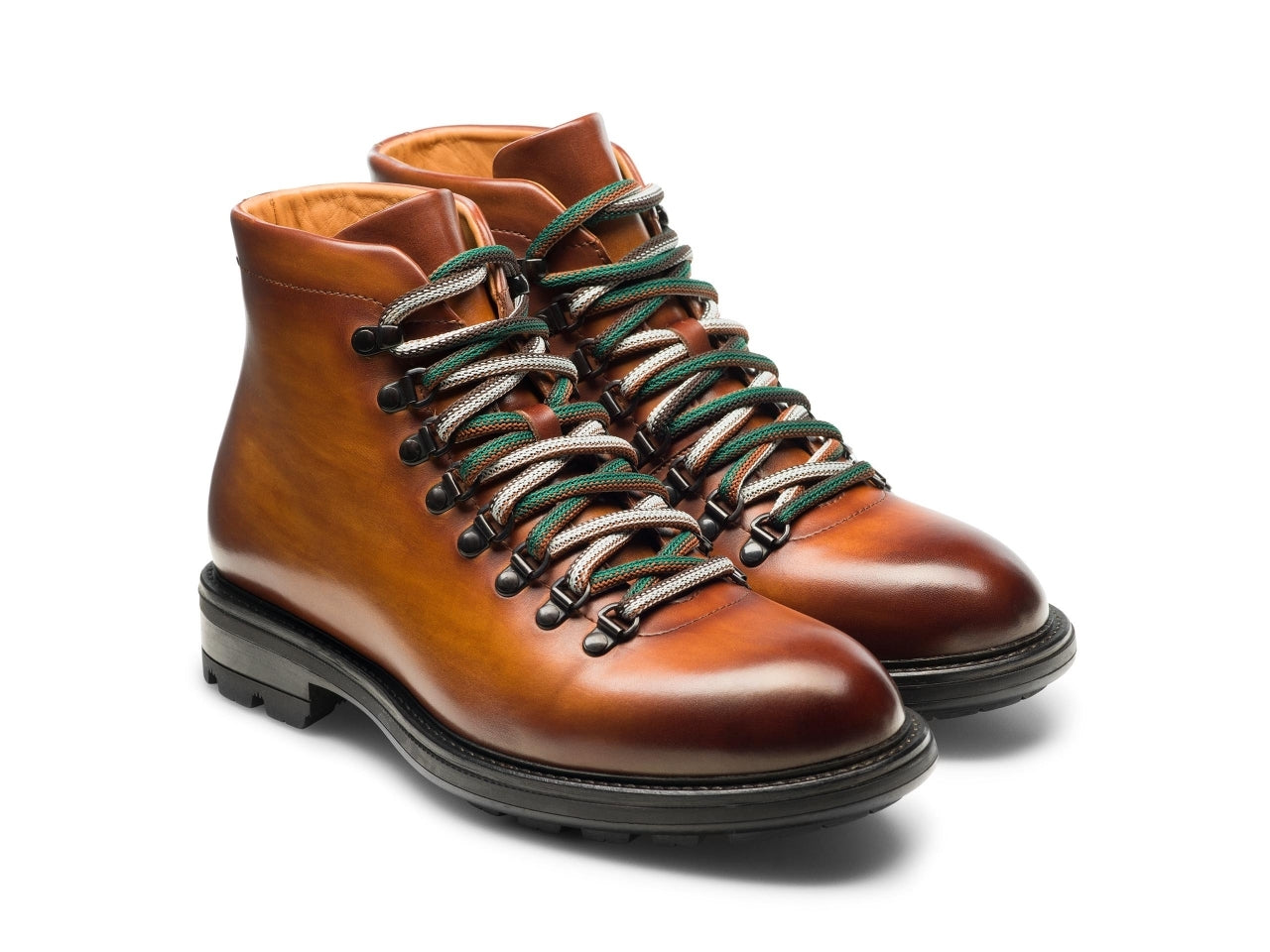 Brown men's Magnanni Montana hiking boots on a white background.