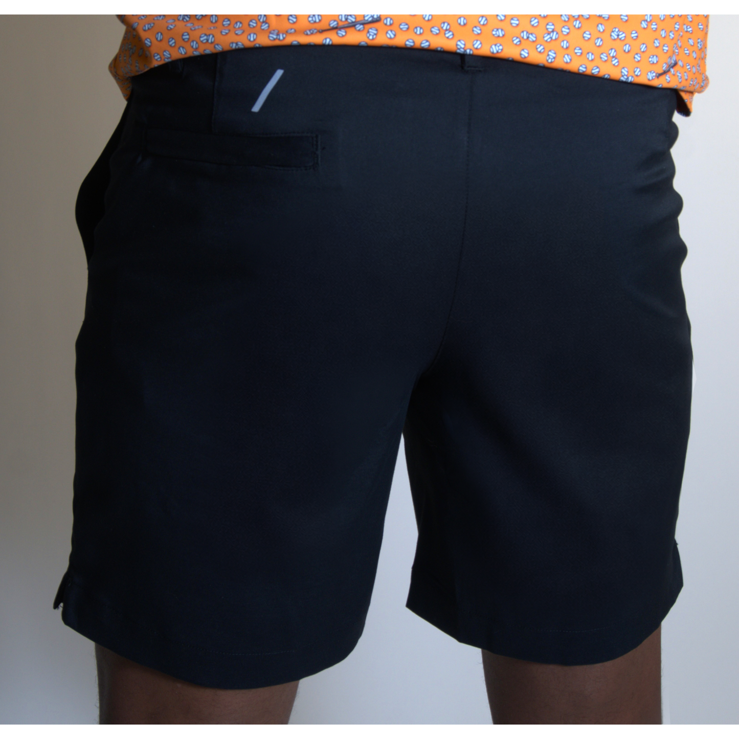 The George Hybrid Short 7" Black