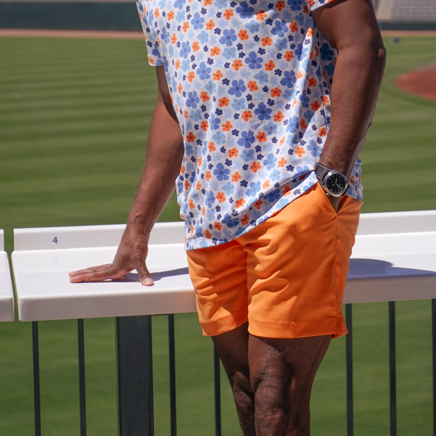 The George Hybrid Short 7" Orange